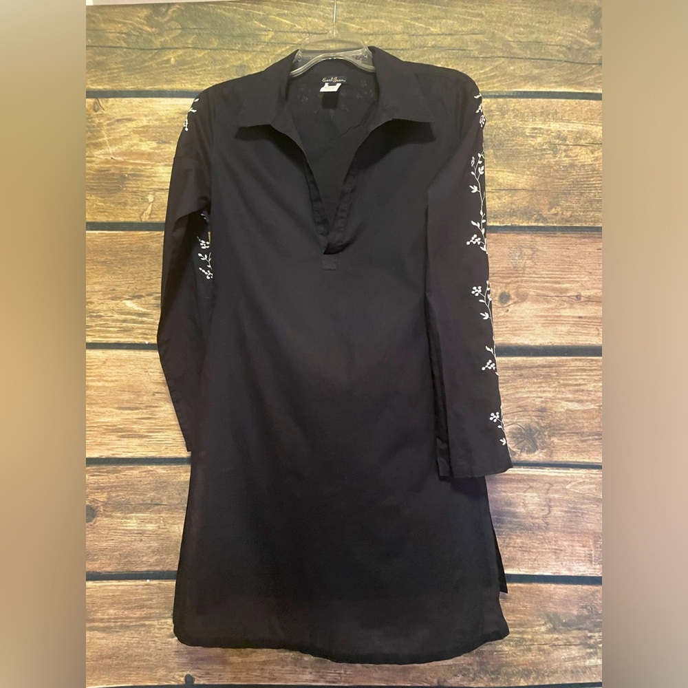 Earl Jean Embroidered Shirt Dress